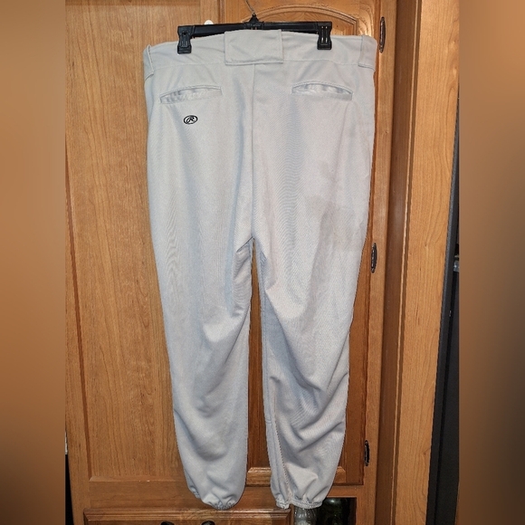 Rawlings men's baseball pants in a 2XL. Pre-loved and in great condition. - Picture 2 of 5